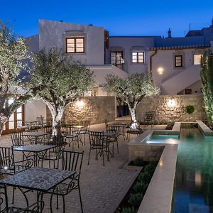 Eleven, Boutique Luxury House & Garden